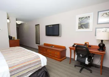 Country Inn & Suites by Radisson, Grand Forks, ND hotel thumbnail 6