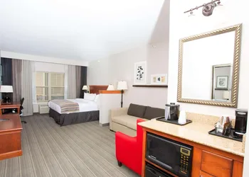 Country Inn & Suites by Radisson, Grand Forks, ND hotel thumbnail 7