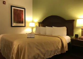 Quality Inn Walterboro I-95 hotel thumbnail 6