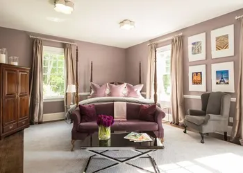 Kemble Inn hotel thumbnail 4