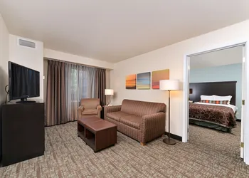 Staybridge Suites Sioux Falls by IHG hotel thumbnail 4