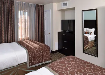 Staybridge Suites Sioux Falls by IHG hotel thumbnail 8