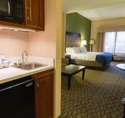 Holiday Inn Express Hotel & Suites Winchester by IHG hotel detail image 4