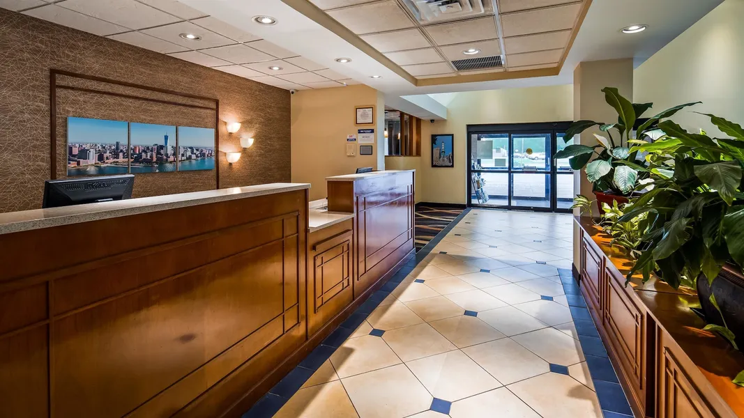 Best Western Galleria Inn & Suites hotel detail image 2