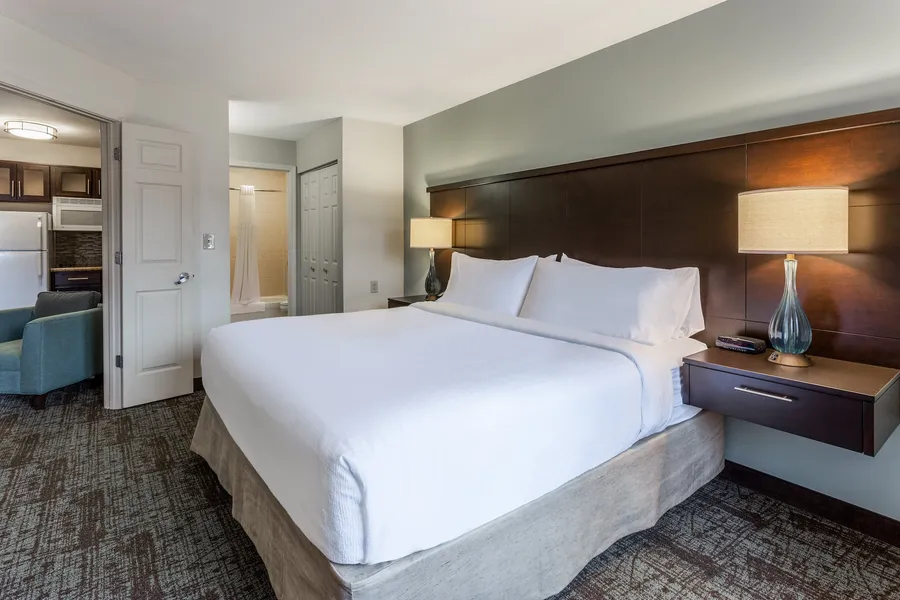 Staybridge Suites Davenport by IHG hotel detail image 6