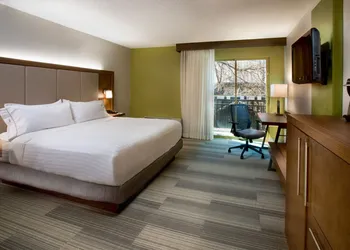 Holiday Inn Express Nashville Airport by IHG hotel thumbnail 6