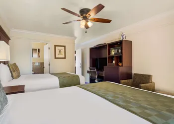 Clarion Collection Carmel Oaks Inn hotel thumbnail 7
