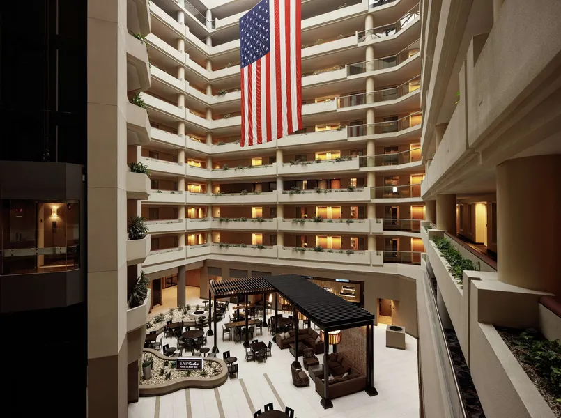 Embassy Suites by Hilton Crystal City National Airport hotel detail image 6