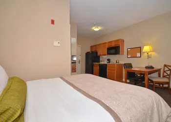 Candlewood Suites Clarksville by IHG hotel thumbnail 2