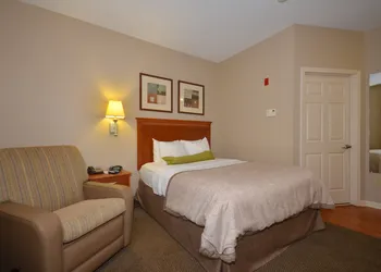 Candlewood Suites Clarksville by IHG hotel thumbnail 6