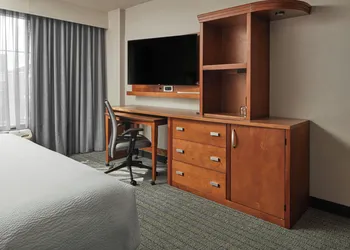 Courtyard by Marriott Charlottesville University Medical Ctr hotel thumbnail 7