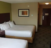 Holiday Inn Express & Suites Starkville by IHG hotel detail image 7