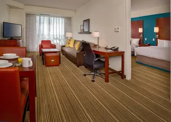 Residence Inn Arlington Ballston hotel thumbnail 6