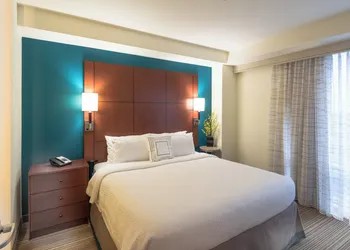 Residence Inn Arlington Ballston hotel thumbnail 8
