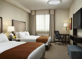 Acclaim Hotel By CLIQUE hotel thumbnail 3