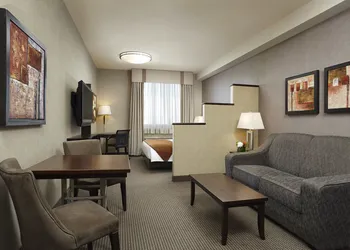 Acclaim Hotel By CLIQUE hotel thumbnail 5