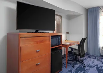 Fairfield Inn & Suites by Marriott Charlotte Matthews hotel thumbnail 6
