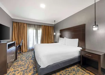 Best Western Brentwood hotel thumbnail 6