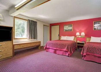 Travelodge by Wyndham Red Wing hotel thumbnail 5