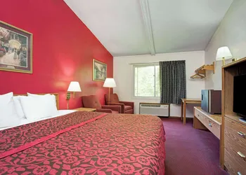 Travelodge by Wyndham Red Wing hotel thumbnail 6