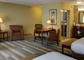 Holiday Inn Express & Suites Sioux City - Southern Hills by IHG hotel thumbnail 5