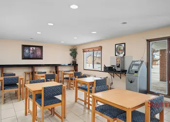 StayInn - Grand Forks hotel thumbnail 2
