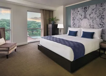The Fontaine hotel thumbnail 8