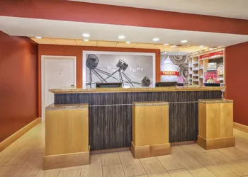 Hampton Inn & Suites Madison-West hotel thumbnail 5