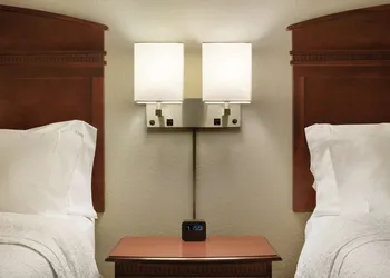 Hampton Inn & Suites Madison-West hotel thumbnail 6