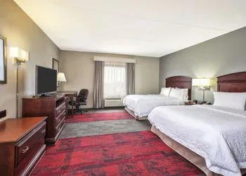 Hampton Inn & Suites Madison-West hotel thumbnail 8