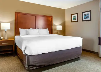Comfort Inn Sault Ste. Marie MI hotel thumbnail 5