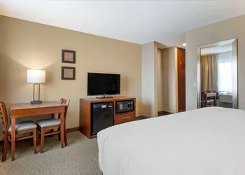 Comfort Inn Sault Ste. Marie MI hotel thumbnail 7