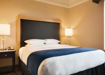 DoubleTree by Hilton Hotel Oklahoma City Airport hotel thumbnail 3