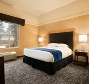 DoubleTree by Hilton Hotel Oklahoma City Airport hotel detail image 4