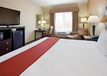 Holiday Inn Express Hotel & Suites Gallup East by IHG hotel thumbnail 6
