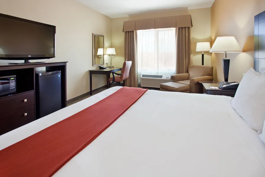 Holiday Inn Express Hotel & Suites Gallup East by IHG hotel detail image 6