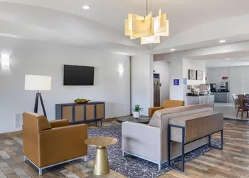 Best Western Plus Fort Worth Forest Hill Inn & Suites hotel thumbnail 2