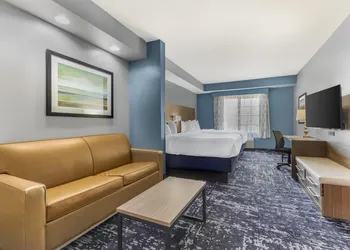 Best Western Plus Fort Worth Forest Hill Inn & Suites hotel thumbnail 6