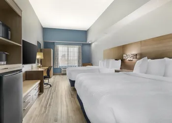 Best Western Plus Fort Worth Forest Hill Inn & Suites hotel thumbnail 7