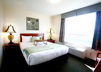 Foxwood Inn & Suites hotel thumbnail 5