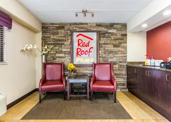 Red Roof Inn PLUS+ Nashville North - Goodlettsville hotel thumbnail 3