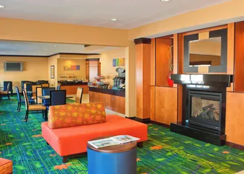 Fairfield Inn & Suites by Marriott Memphis East/Galleria hotel thumbnail 2