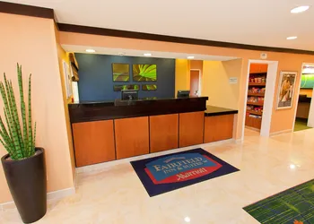 Fairfield Inn & Suites by Marriott Memphis East/Galleria hotel thumbnail 3
