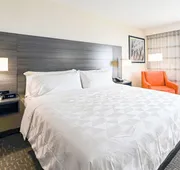 Holiday Inn Charlottesville-Univ Area by IHG hotel detail image 4