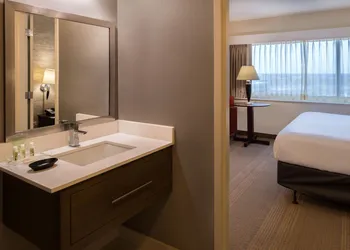 Sonesta Chicago O'Hare Airport Rosemont hotel thumbnail 3