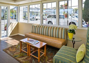 Blu Pacific Hotel hotel thumbnail 3