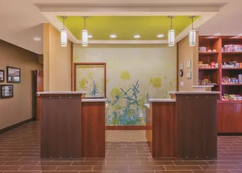 La Quinta Inn & Suites by Wyndham Boise Airport hotel thumbnail 3