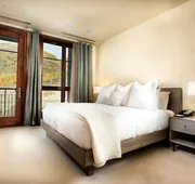 Solaris Residences hotel detail image 4