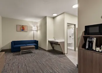Holiday Inn Express & Suites Oklahoma City NW-Quail Springs by IHG hotel thumbnail 6