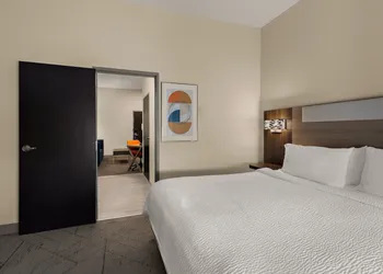 Holiday Inn Express & Suites Oklahoma City NW-Quail Springs by IHG hotel thumbnail 8